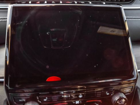 New 2025 Jeep Grand Cherokee Limited image 17