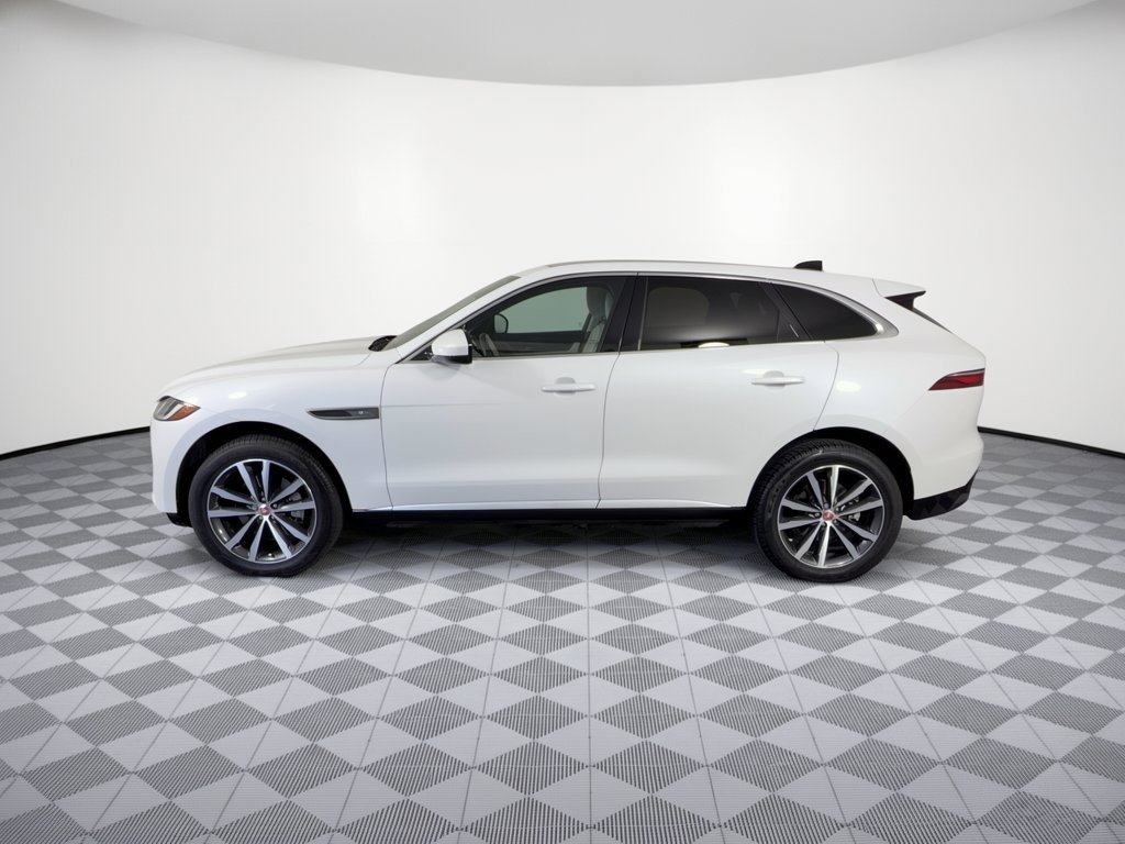 Used 2023 Jaguar F-PACE S AWD/4WD image 2