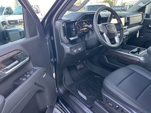 New 2026 GMC Sierra 2500 SLT w/ SLT Convenience Package image 18