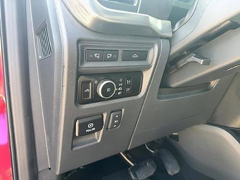 Used 2023 Ford F150 Lariat image 24