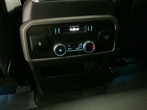 Used 2018 Ford Expedition XLT w/ Equipment Group 202A image 31