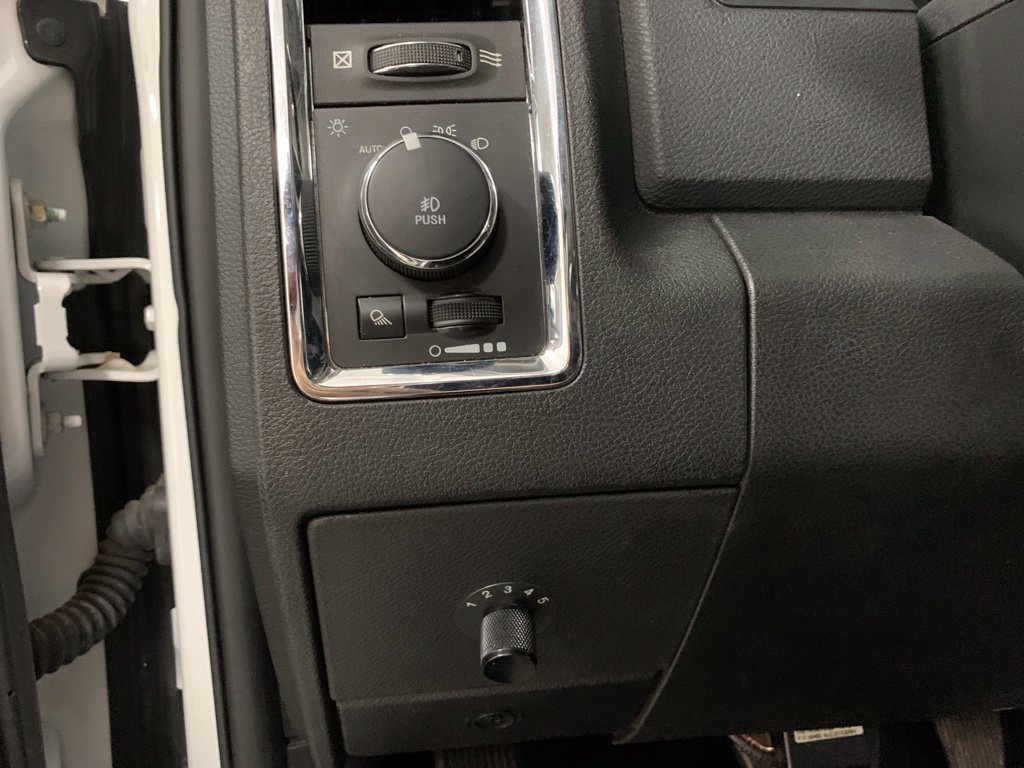 Used 2018 RAM 3500 Laramie AWD/4WD image 16