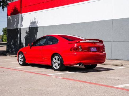 Used 2004 Pontiac GTO RWD image 37