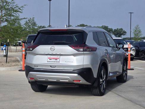 Used 2022 Nissan Rogue Platinum w/ Head-Up Display Package FWD image 6