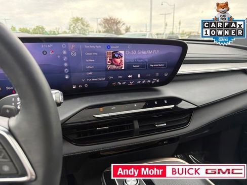 Used 2025 Buick Enclave Avenir AWD/4WD image 25