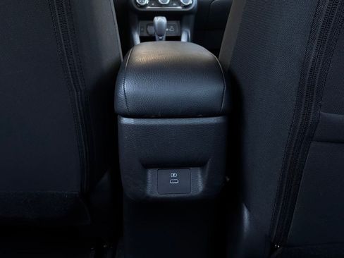 Used 2025 Nissan Versa SV FWD image 12
