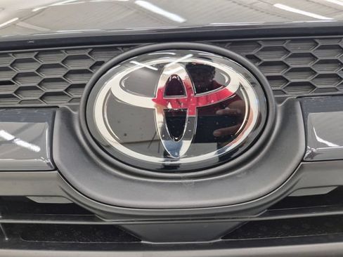 Used 2026 Toyota Corolla LE FWD image 11