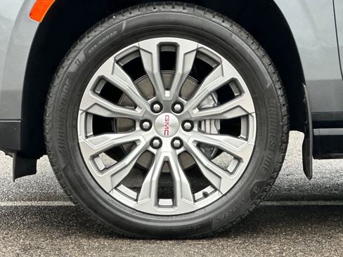 Used 2021 GMC Yukon Denali image 29