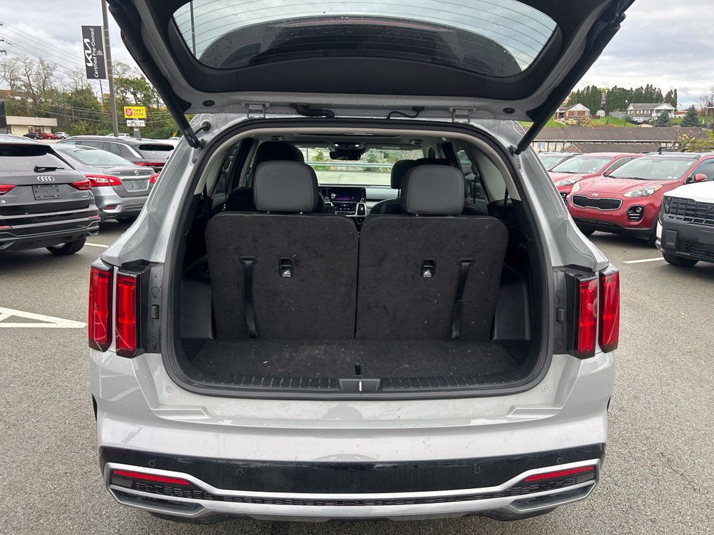Certified 2023 Kia Sorento SX AWD/4WD image 11