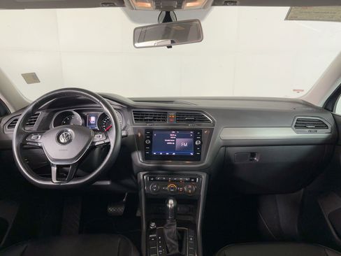 Used 2019 Volkswagen Tiguan SE image 14