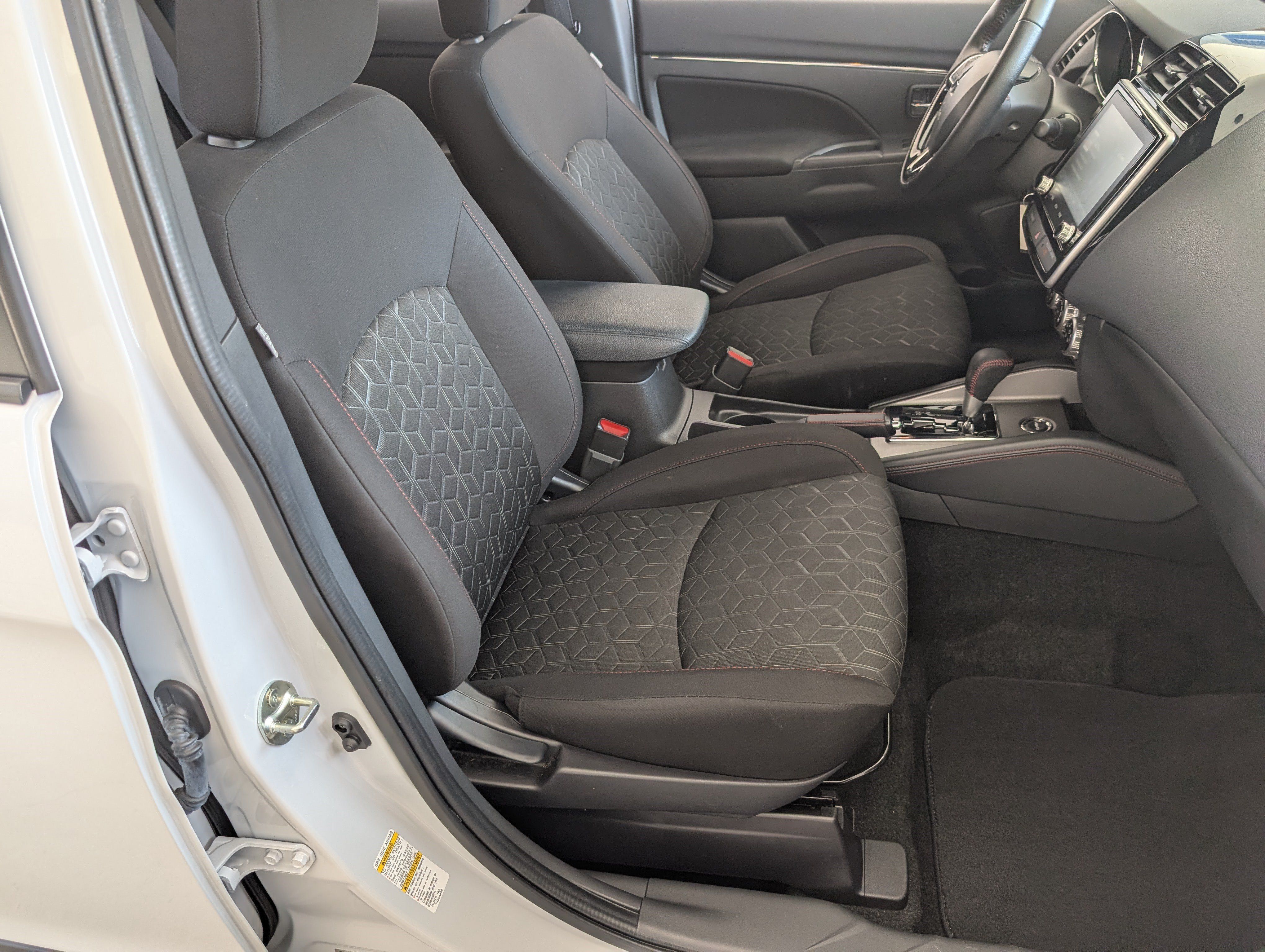 Used 2024 Mitsubishi Outlander Sport AWD image 20