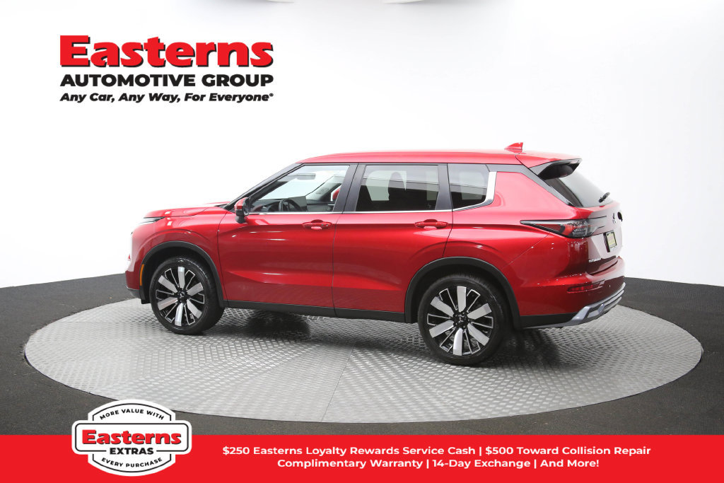 Used 2025 Mitsubishi Outlander SE AWD/4WD image 64