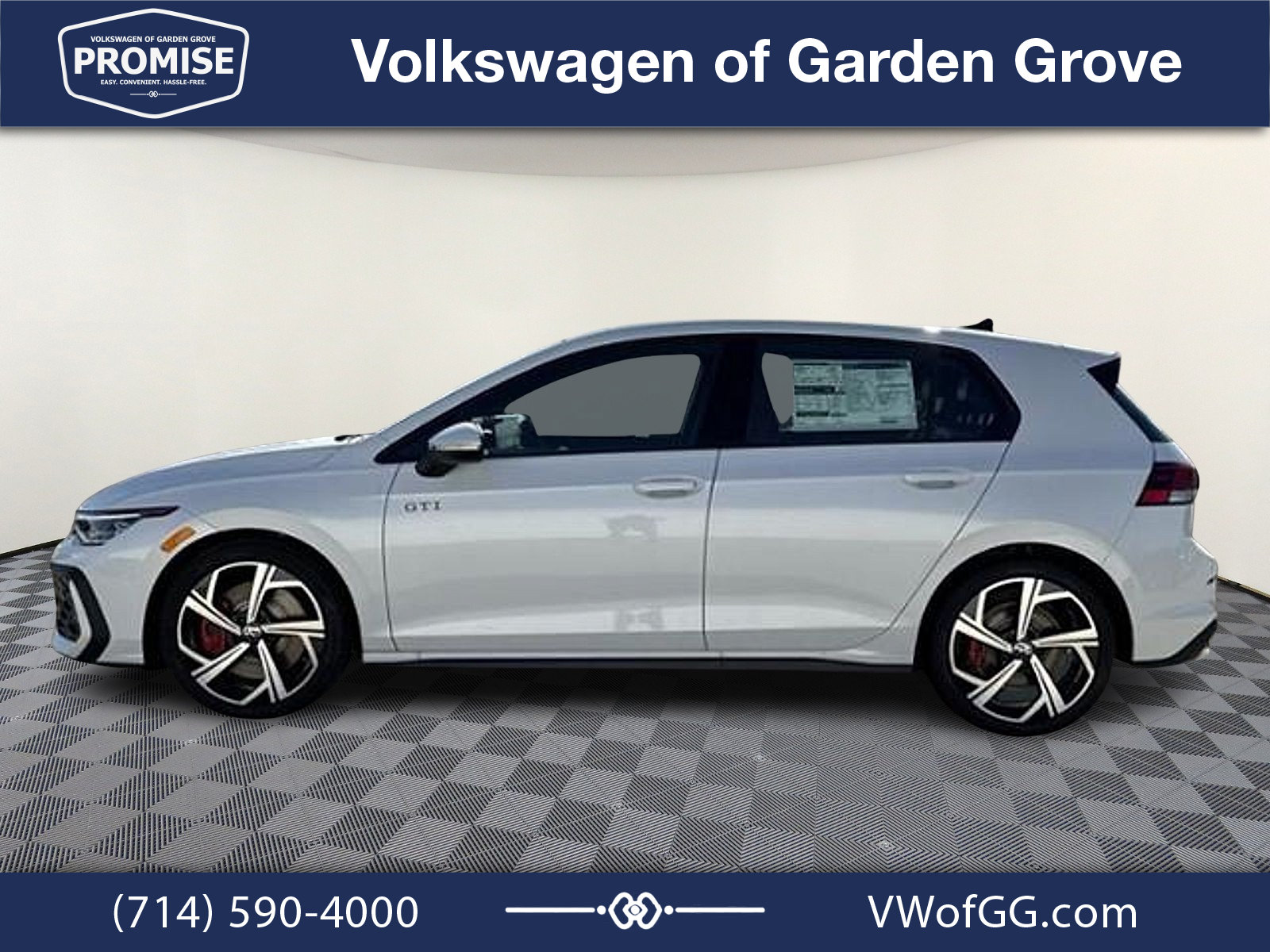 New 2026 Volkswagen GTI SE FWD image 4