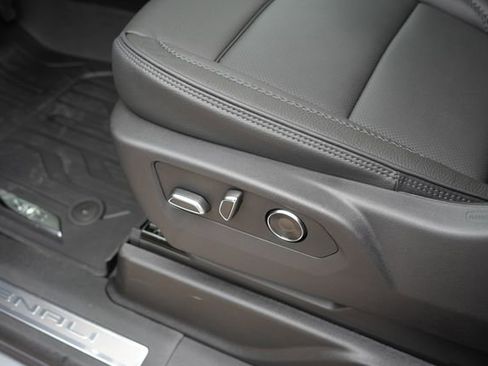 New 2026 GMC Yukon XL Denali w/ Denali Reserve Package image 19