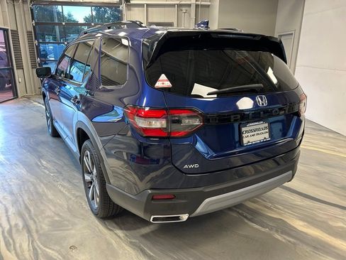 Used 2023 Honda Pilot Touring image 34
