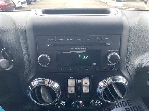 Certified 2018 Jeep Wrangler Unlimited Sport S image 27