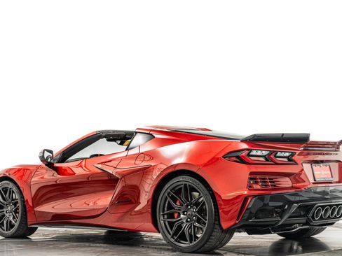 Used 2024 Chevrolet Corvette Z06 image 35