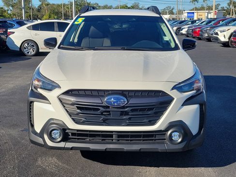 Certified 2025 Subaru Outback Premium image 8