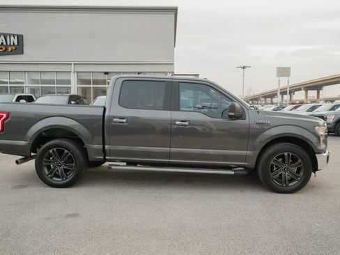 Used 2015 Ford F150 XLT w/ Equipment Group 302A Luxury image 4