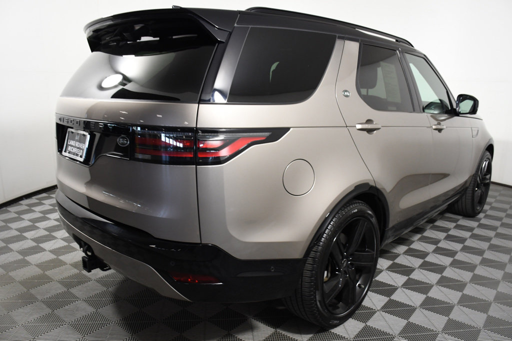 Used 2023 Land Rover Discovery S R-Dynamic AWD/4WD image 6