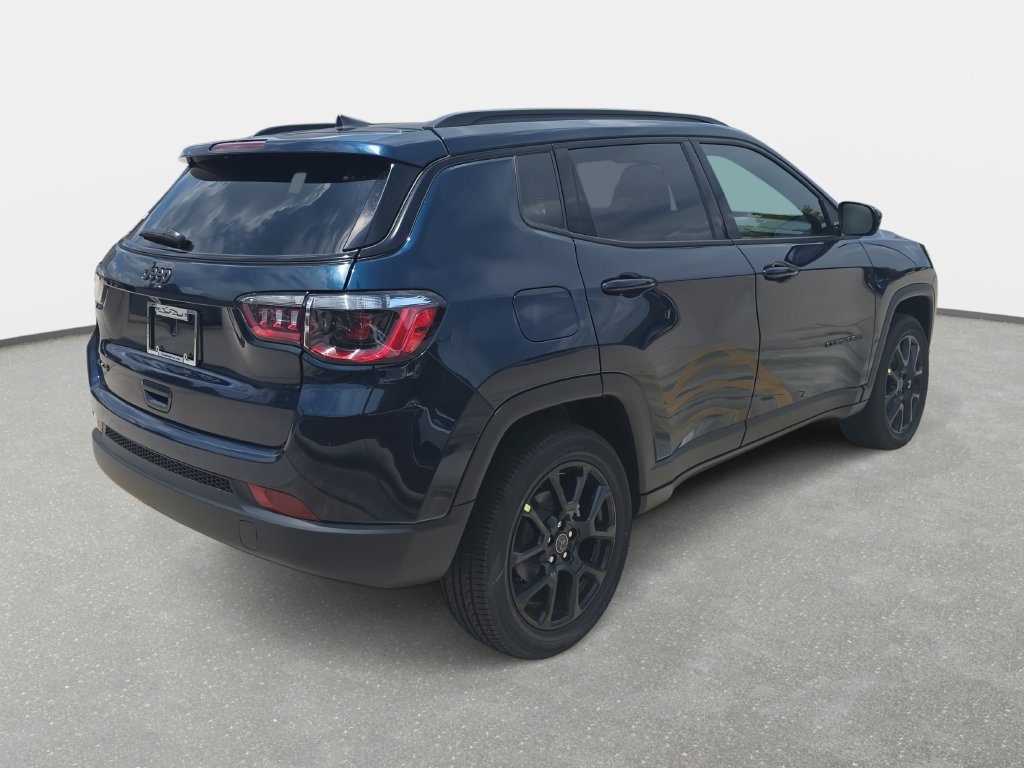New 2026 Jeep Compass Latitude AWD/4WD image 5