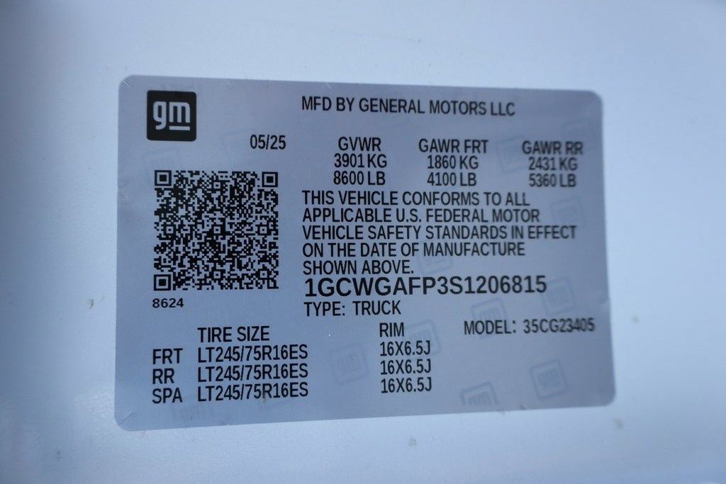 New 2025 Chevrolet Express 2500 w/ Driver Convenience Package RWD image 25