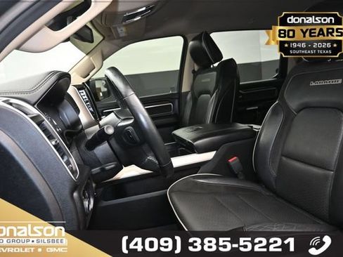 Used 2019 RAM 1500 Laramie AWD/4WD image 9