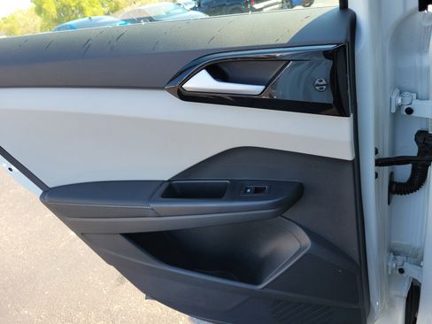 New 2026 Volkswagen Taos S FWD image 16