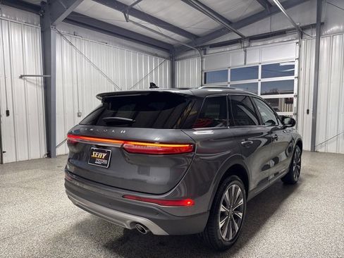 Used 2022 Lincoln Corsair Reserve w/ Luxury Package image 26