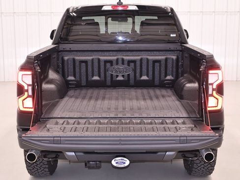 Certified 2025 Ford Ranger Raptor AWD/4WD image 40