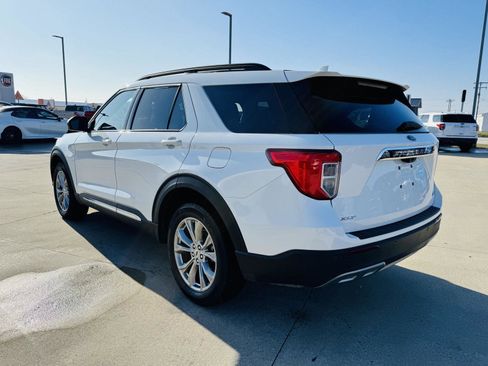 Used 2023 Ford Explorer XLT w/ Equipment Group 202A image 39