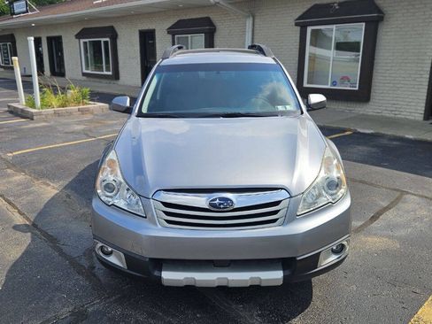 Used 2011 Subaru Outback 2.5i Limited w/ PWR Moonroof Pkg AWD/4WD image 9