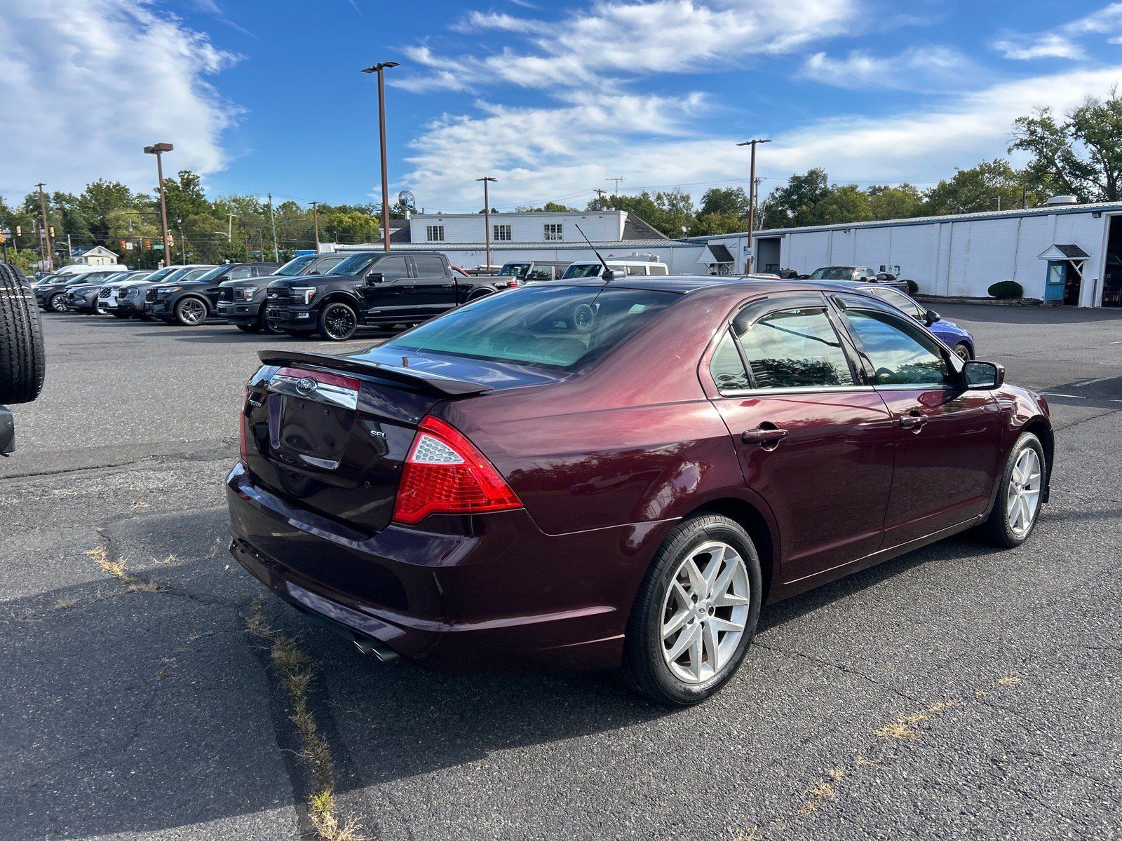 Used 2012 Ford Fusion SEL FWD image 5