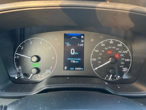 Used 2022 Toyota Corolla LE image 22