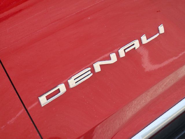 Used 2023 GMC Yukon XL Denali AWD/4WD image 12