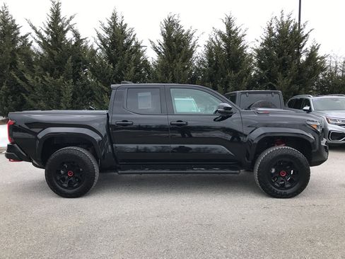 Certified 2025 Toyota Tacoma TRD Pro w/ Tow Tech Package image 9