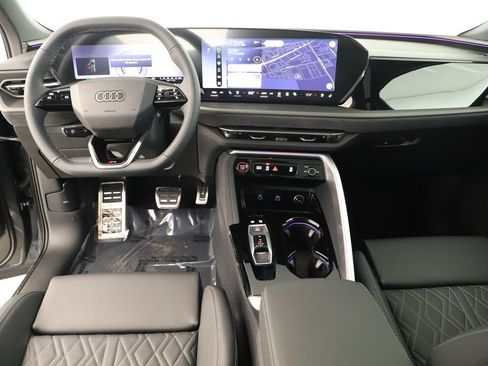 New 2026 Audi SQ5 Premium Plus AWD/4WD image 18