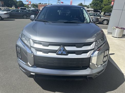 Used 2025 Mitsubishi Outlander Sport ES AWD/4WD image 3