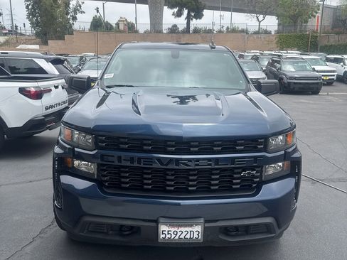 Used 2021 Chevrolet Silverado 1500 Custom w/ LPO, Dark Essentials Package RWD image 2
