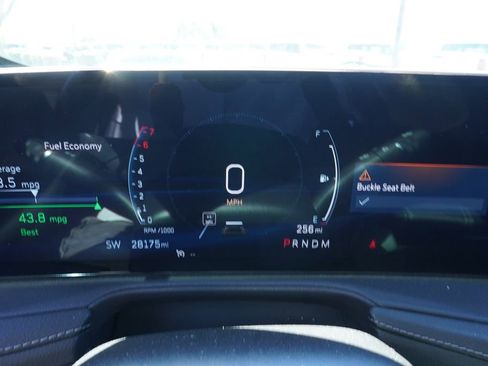 Certified 2025 Cadillac XT4 Premium Luxury image 10