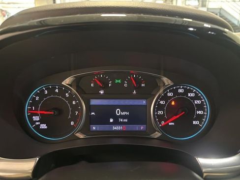 Used 2023 Chevrolet Traverse LT FWD image 21