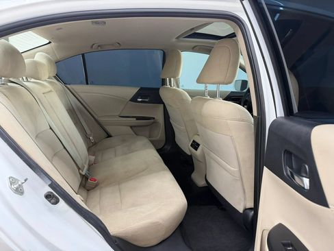 Used 2017 Honda Accord EX image 25