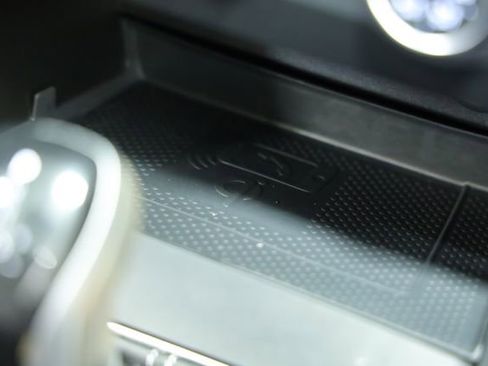 Used 2022 Volkswagen Taos SE image 20