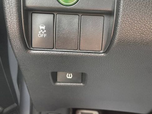 Used 2017 Honda Accord Sport image 19