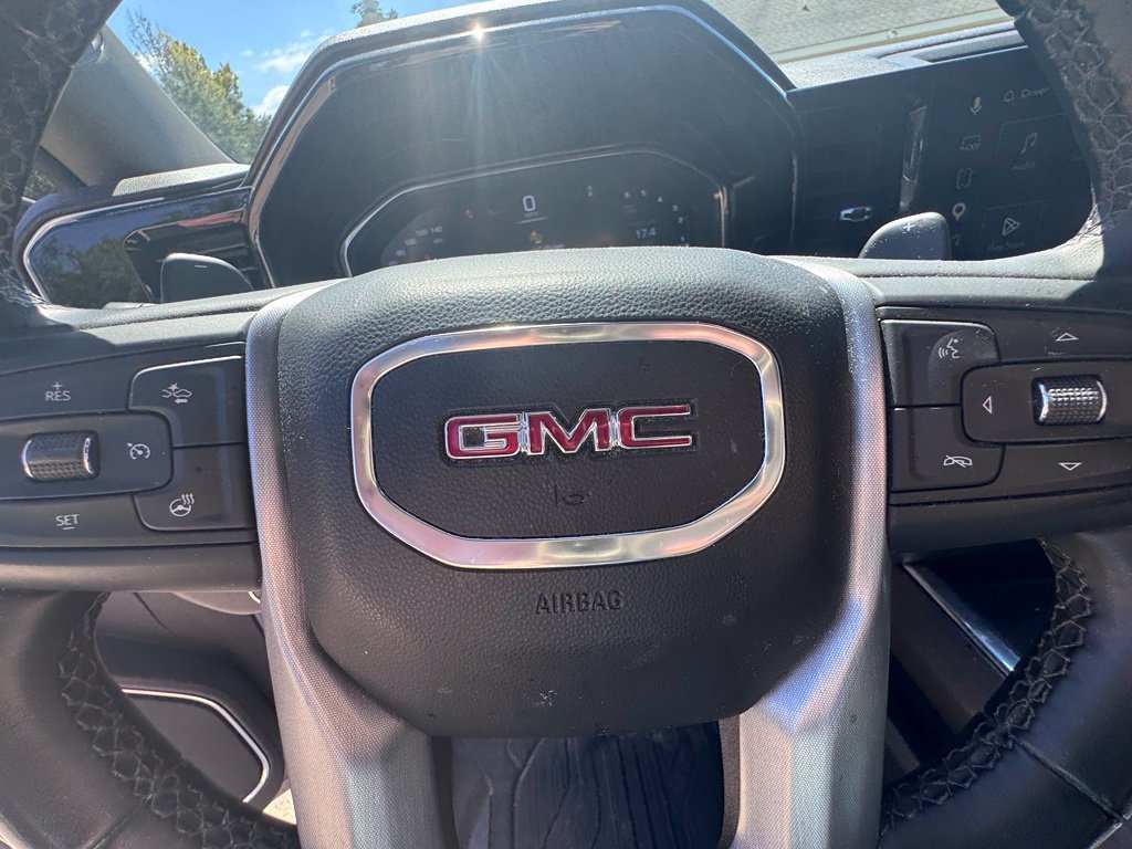 Used 2023 GMC Sierra 1500 SLT w/ SLT Premium Package AWD/4WD image 31