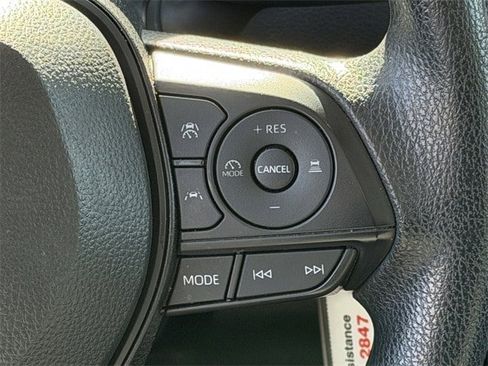 Certified 2025 Toyota Corolla LE image 15