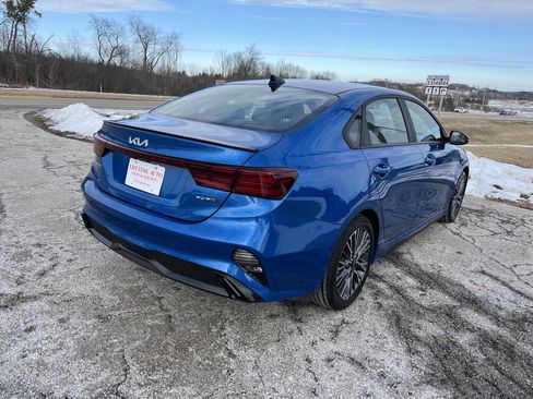 Used 2023 Kia Forte GT-Line w/ GT-Line Premium Package image 5