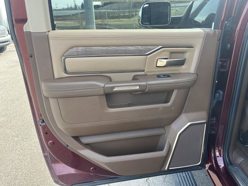 Used 2022 RAM 2500 Limited AWD/4WD image 11
