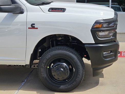 New 2026 RAM 3500 Tradesman AWD/4WD image 6