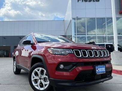 Used 2025 Jeep Compass Latitude